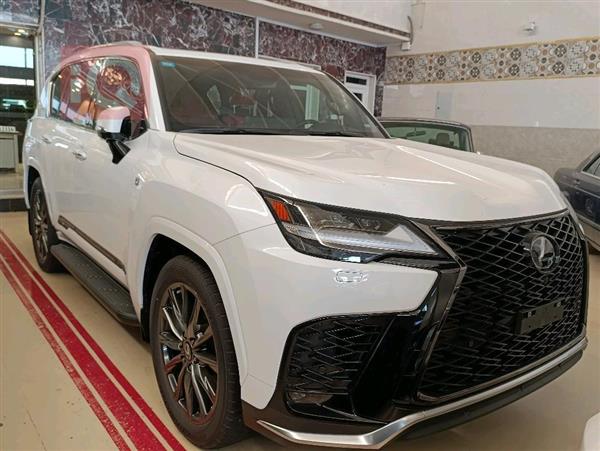 Lexus for sale in Iraq